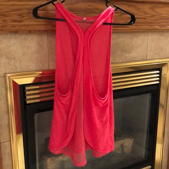 Tank - Picture 2 of 2